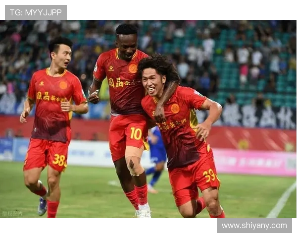 南京城市2-0战胜青岛红狮 卢佩塔董洪麟各建一功带队取胜